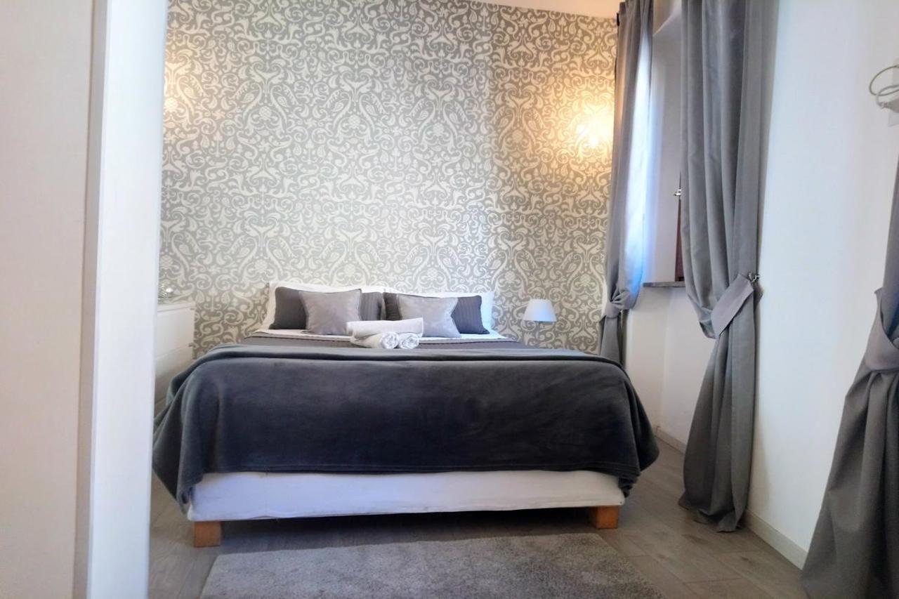 Rome&Suites Bagian luar foto