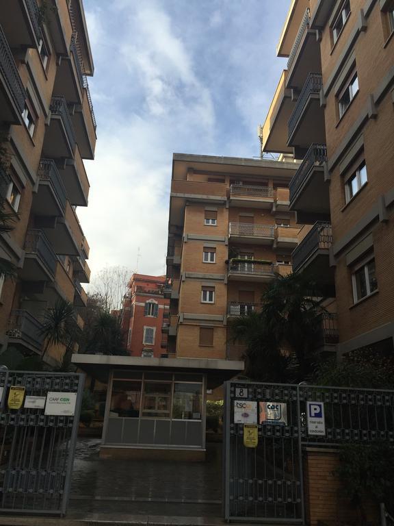 Rome&Suites Bagian luar foto