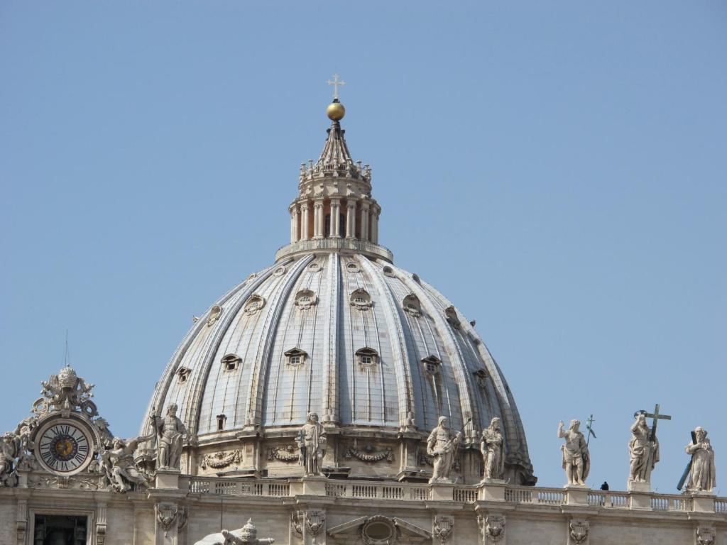 Rome&Suites Bagian luar foto