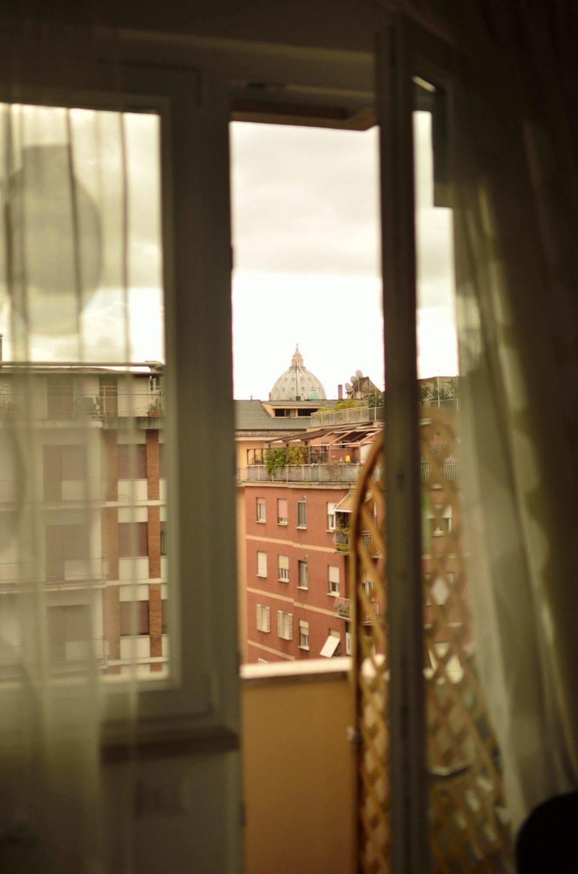 Rome&Suites Bagian luar foto