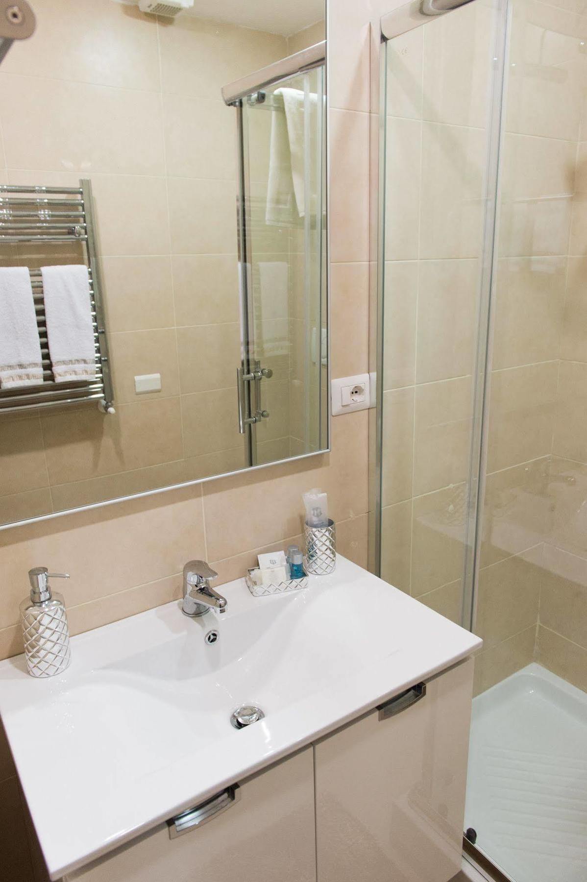 Rome&Suites Bagian luar foto