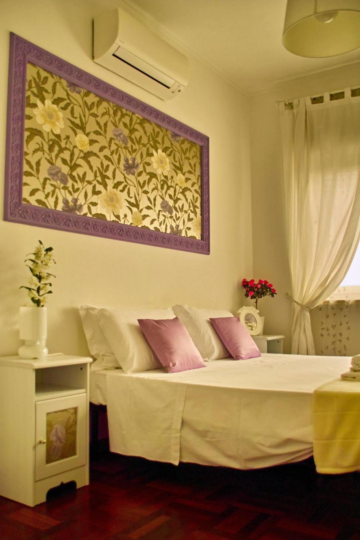 Rome&Suites Bagian luar foto