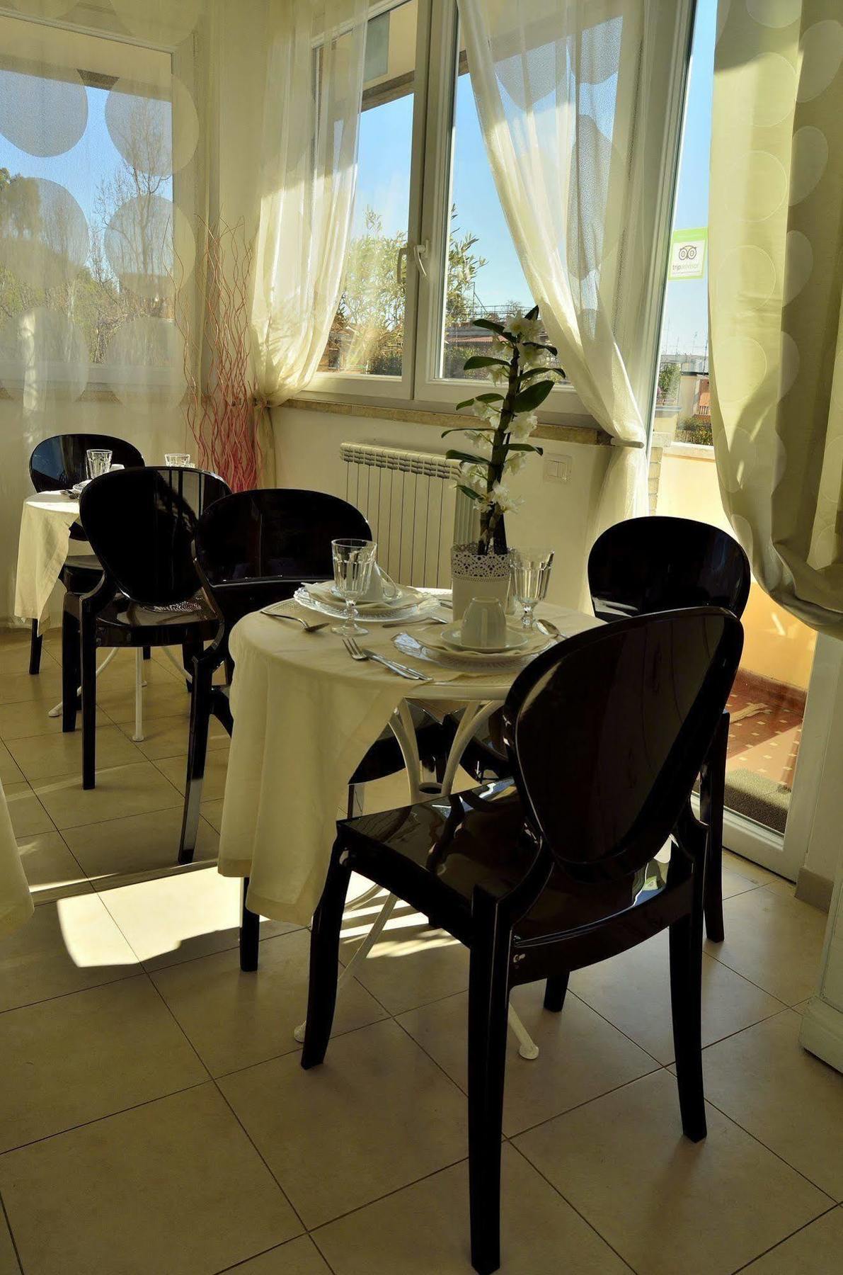 Rome&Suites Bagian luar foto